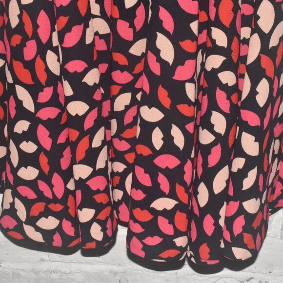 PINKYOTTO Rare Pink and Red LIPS Funky Dress Size M - Picture 5 of 7